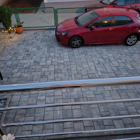 Apartments Melin Малинска Экстерьер фото