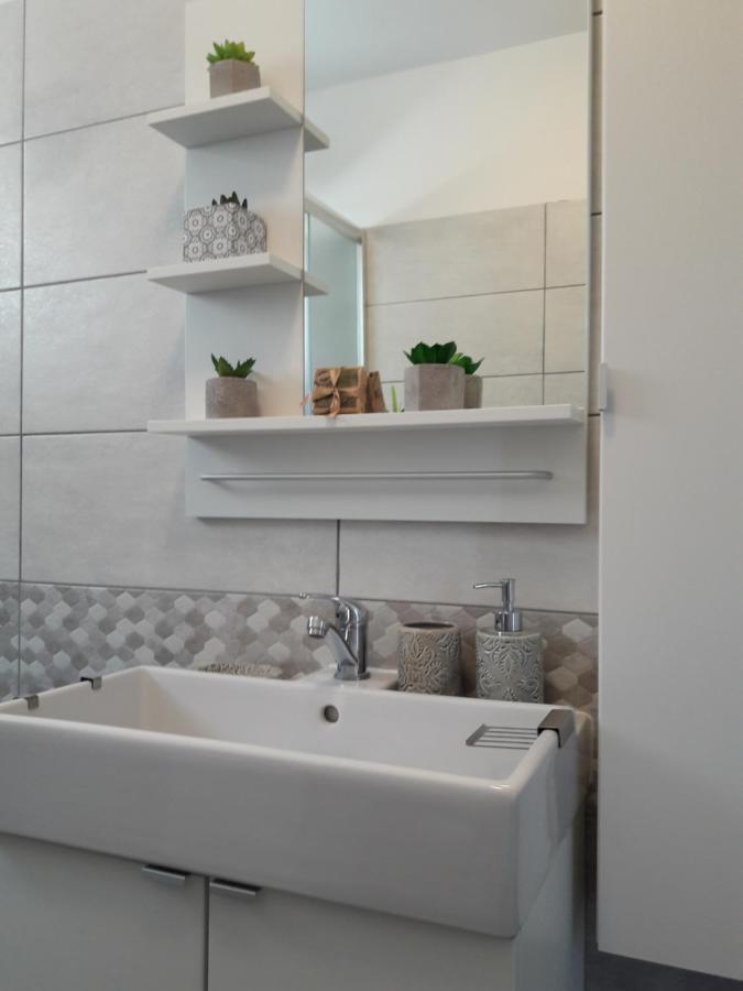 Apartments Melin Малинска Экстерьер фото