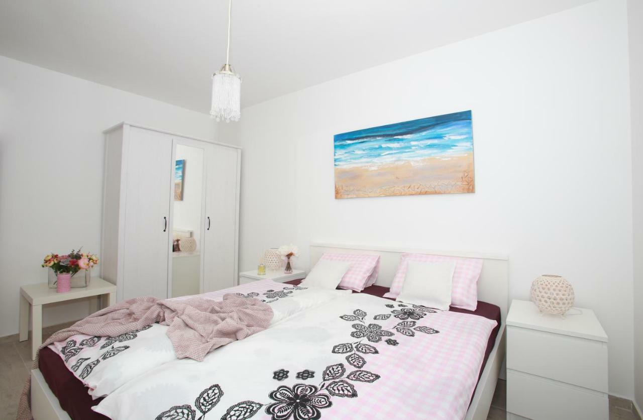 Apartments Melin Малинска Экстерьер фото